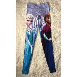 Disney Frozen Elsa & Anna Women’s Size Small Leggings NWT